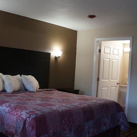 Plainville Best Stay Inn מראה חיצוני תמונה